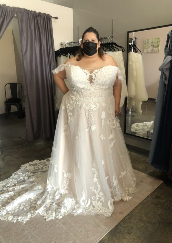 super plus size lace aline wedding dress