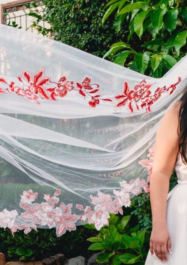 Vanessa’s Dramatic Red Wedding Veil